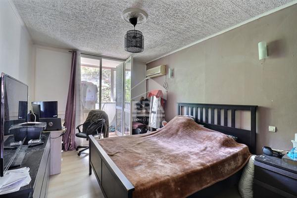 A vendre appartement type 5 de 90m2 à Marseille 13015