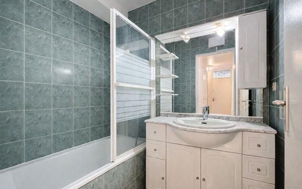 Appartement à vendre    2 pièces •  Grasse