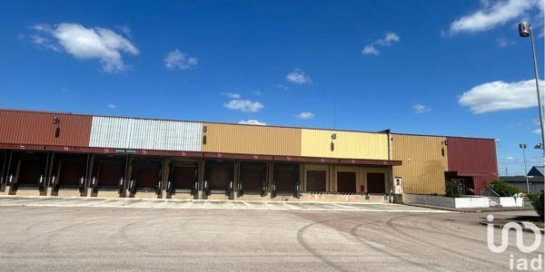 Location atelier 8 434 m² Pont-Sainte-Marie