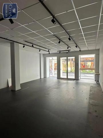 Local commercial à louer Saint-Nazaire (44600)