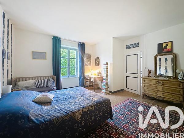 Maison à vendre 6 pièces 250 m² La Grève-sur-Mignon