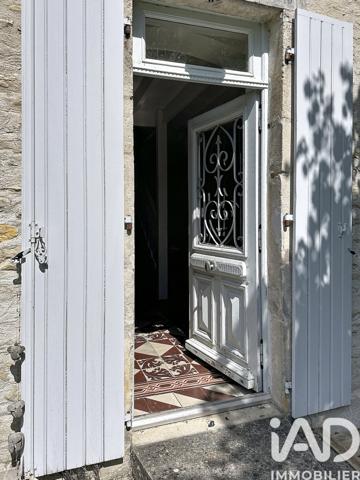 Maison à vendre 6 pièces 250 m² La Grève-sur-Mignon