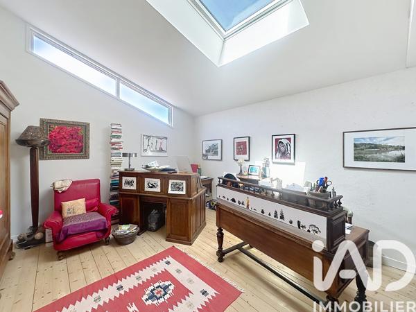 Maison à vendre 6 pièces 250 m² La Grève-sur-Mignon