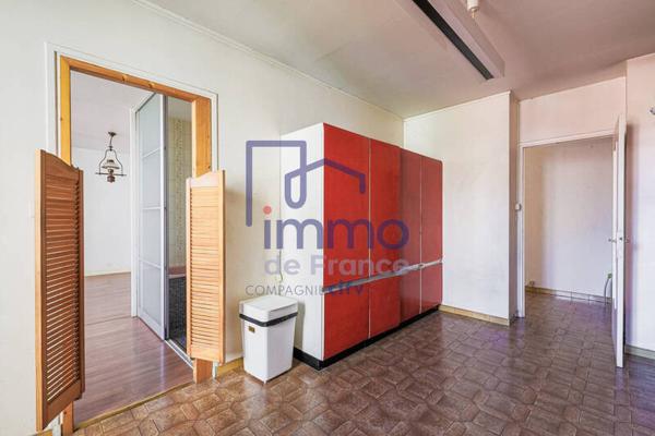 Appartement 3 pièces                                        - 38000 Grenoble Réf : 21710