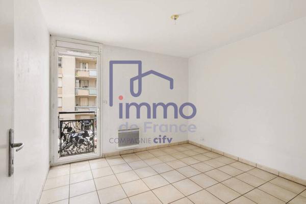 Appartement 2 pièces                                        - 69007 LYON Réf : 21663