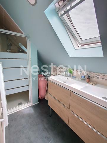 A vendre maison familiale avec séjour cathédrale, mezzanine sur séjour, sur un grand terrain plat, à 8 minutes de la N12, 10 minutes de la gare SNCF de Dreux