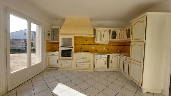 Maison La Creche, La creche 79260