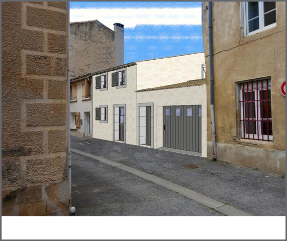 Remise et corps de maison attenant.