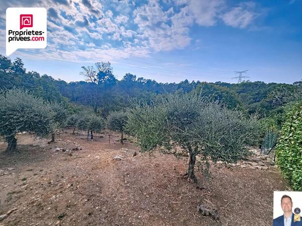 GRANDE VILLA D'ENVIRON 1671M2 AVEC VUE DEGAGEE ET GRAND TERRAIN PAYSAGER DE 5050 M2