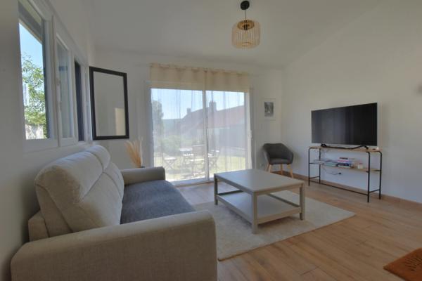 Maison de village avec vue dégagée – Hautes Côtes de Nuits-Saint-Georges