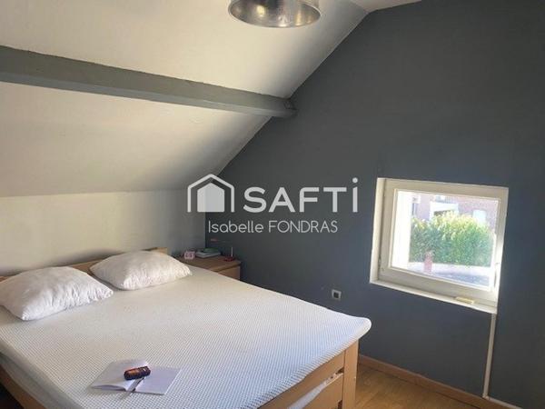 jolie maison entretenue et lumineuse à Grugies