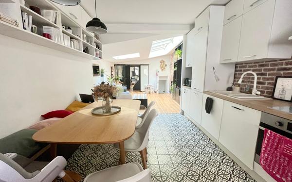 Appartement à vendre    4 pièces • 83,10 m2 Paris 17