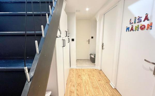 Appartement à vendre    4 pièces • 83,10 m2 Paris 17