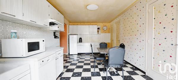 Maison à vendre 4 pièces 100 m² Villieu-Loyes-Mollon