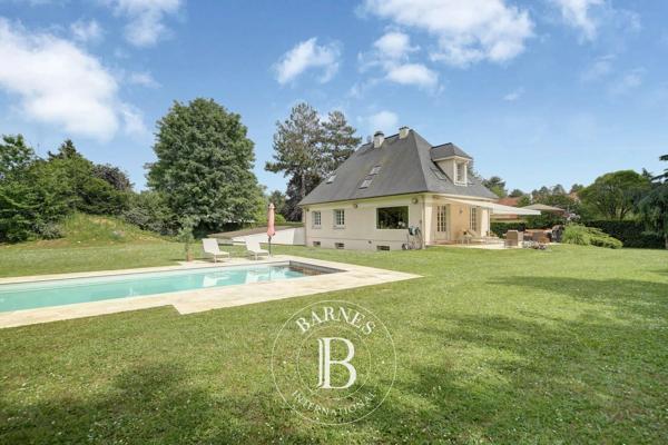 Saint-Nom-la-Bretèche, Maison 4 Chambres -  214 m² à vendre