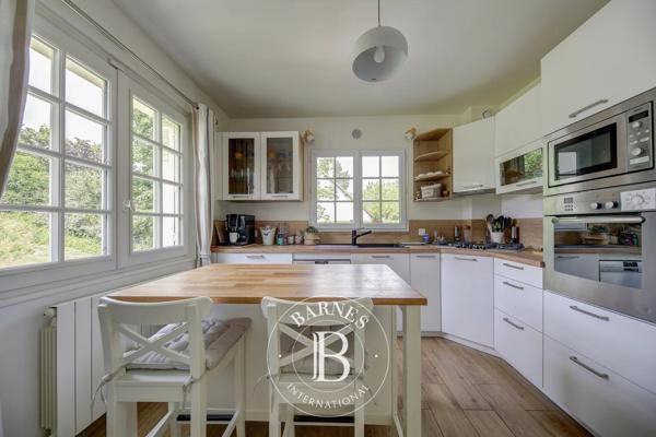 Saint-Nom-la-Bretèche, Maison 4 Chambres -  214 m² à vendre