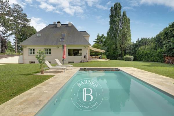Saint-Nom-la-Bretèche, Maison 4 Chambres -  214 m² à vendre