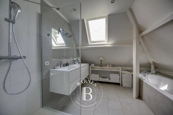 Saint-Nom-la-Bretèche, Maison 4 Chambres -  214 m² à vendre
