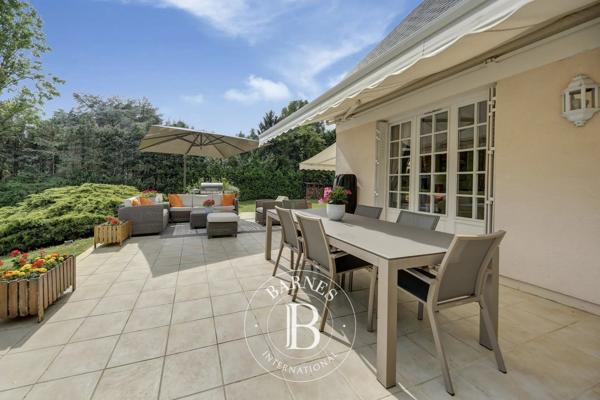 Saint-Nom-la-Bretèche, Maison 4 Chambres -  214 m² à vendre