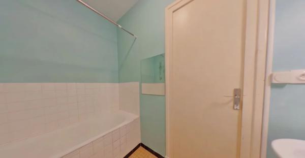 APPARTEMENT T2 A LOUER - LYON 2EME ARRONDISSEMENT Gailleton-A. Comte 64.35 m 2 1 000 € charges comprises par mois