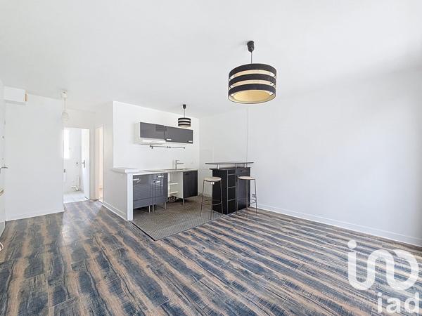 Appartement 2 pièces de 34 m² à Périgny (94520)