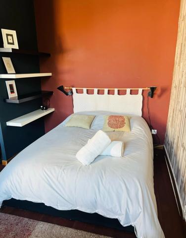 MARSEILLE 6E ARRT (13) STUDIO MEUBLE EQUIPE 185.000 EUROS