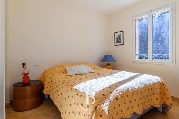 Sanary-sur-Mer, Villa 4 Chambres -  180 m² à vendre