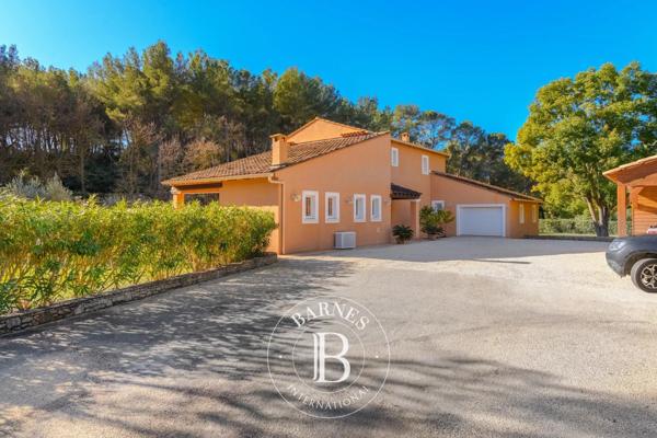 Sanary-sur-Mer, Villa 4 Chambres -  180 m² à vendre