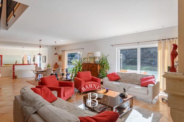 Sanary-sur-Mer, Villa 4 Chambres -  180 m² à vendre