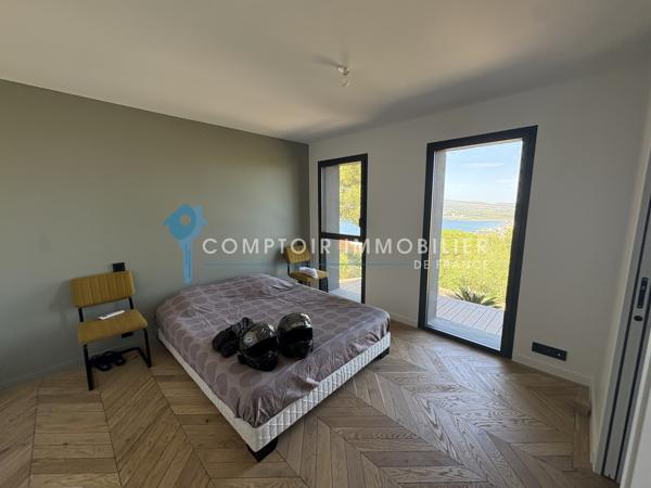 Maison
                                                                                                                                                                                                                                                                                                                        4 pièce(s)                                                                                                                                                                                                          3 chambre(s)                                                                                                                                                                                                          130  m²