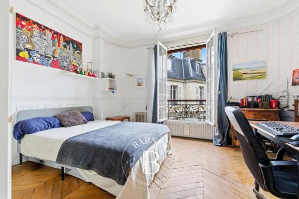 Paris 9ème, Appartement 3 Chambres -  100 m² à vendre