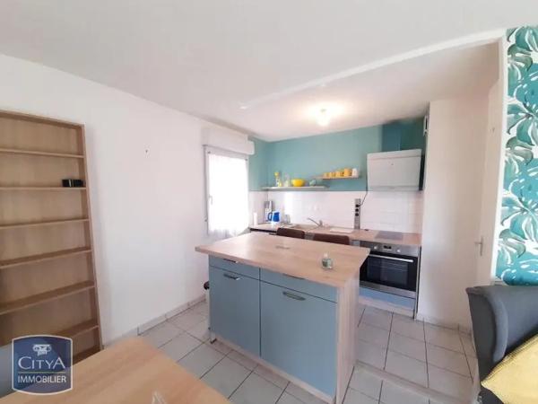 Appartement à louer 2 pièces 46.36m² Chinon (37500)