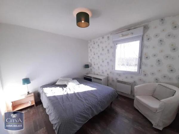 Appartement à louer 2 pièces 46.36m² Chinon (37500)