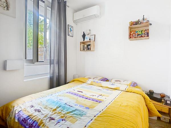 Maison  de village Aubagne 2 pièce(s) 28 m2 terrasse garage