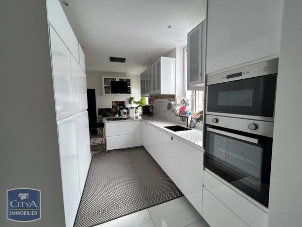 Maison à louer 4 pièces 140m² Lille (59000)