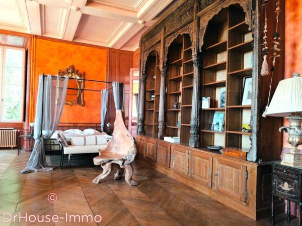 Château à vendre 30 pièces de 1 500 m²