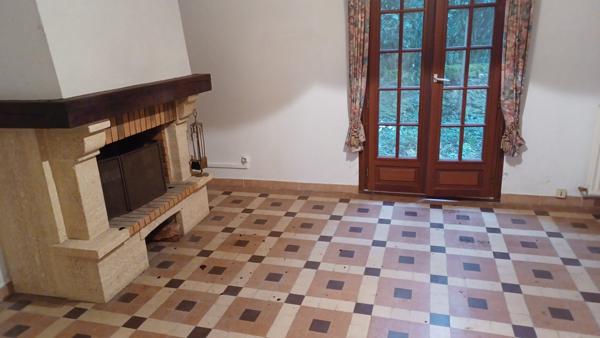 À vendre - Maison mitoyenne 1 côté, 3 pièces située à Limeray (37530)