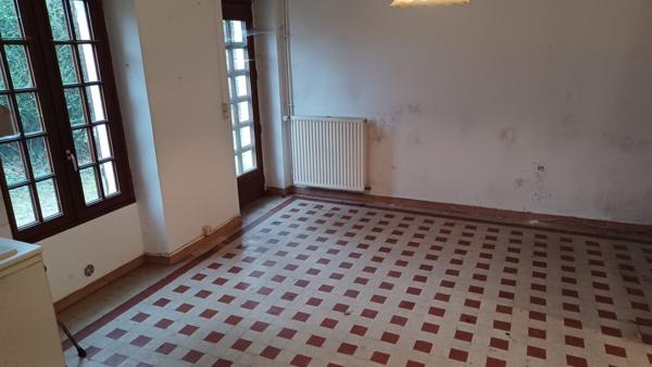 À vendre - Maison mitoyenne 1 côté, 3 pièces située à Limeray (37530)