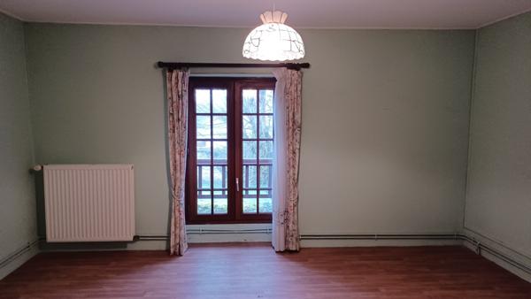 À vendre - Maison mitoyenne 1 côté, 3 pièces située à Limeray (37530)