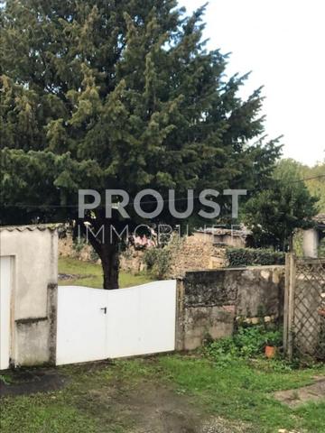 En exclusivité, quartier le pontreau, maison à rénover entièrement avec terrain constructible de 380 m².
