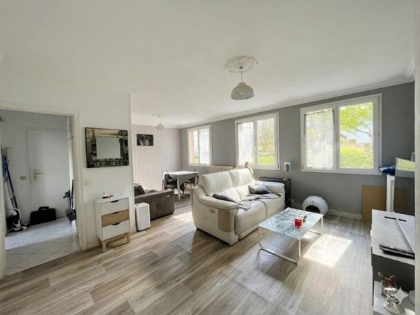 Appartement à vendre |  Mantes-la-Ville |  3 pièces | 66 m²