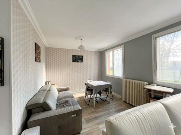 Appartement à vendre |  Mantes-la-Ville |  3 pièces | 66 m²