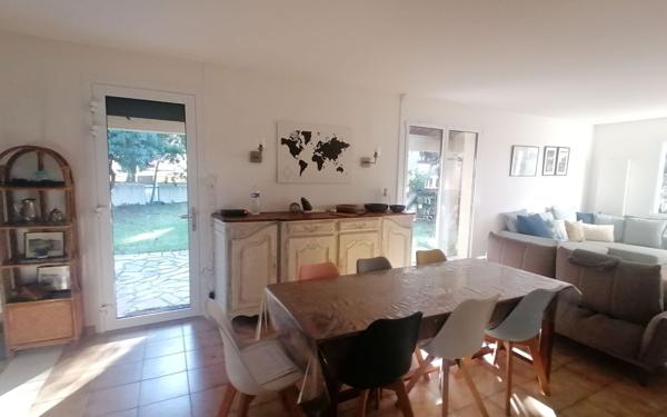 Maison à vendre    5 pièces •  Meschers-sur-Gironde