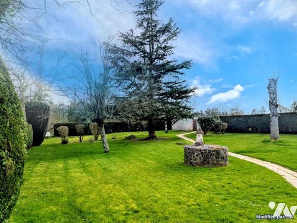 A QUIBOU, maison sur sous-sol, trois chambres, sur terrain d'environ 1 300 m2