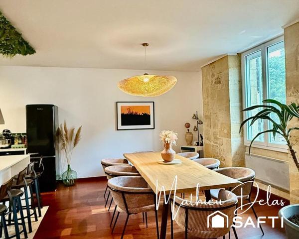 Maison de ville sur trois niveaux au cœur de Langoiran