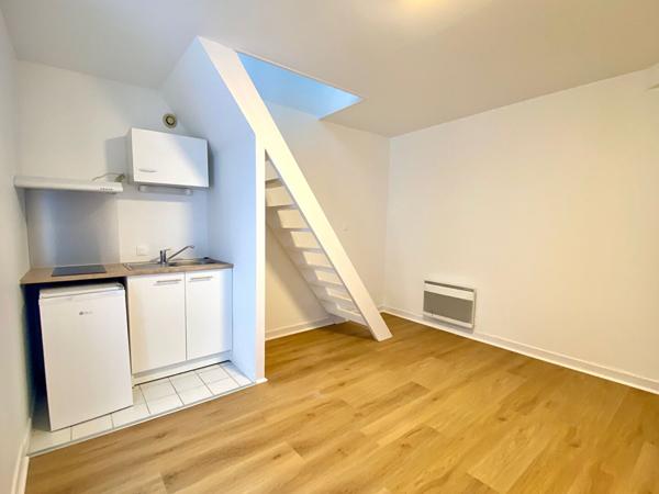 BREST - Appartement T1 bis duplex - non meublé