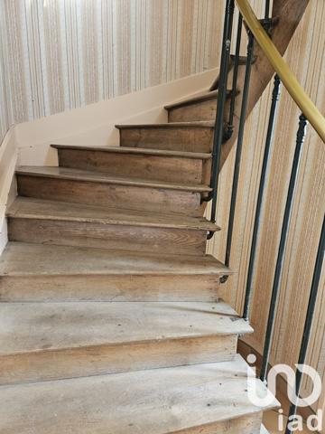 Immeuble à vendre 315 m² Vaite