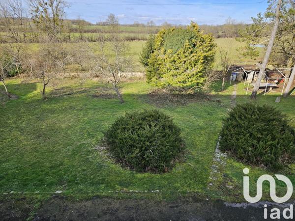 Immeuble à vendre 315 m² Vaite