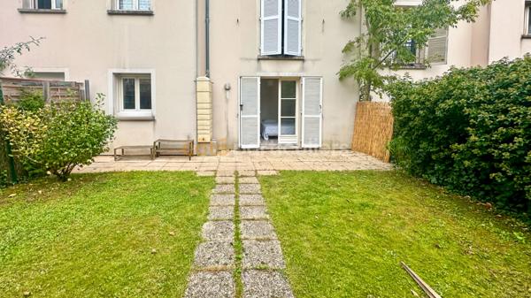 Vente Appartement29,8 m² - 1 Pièce - BRIE COMTE ROBERT (77170)
