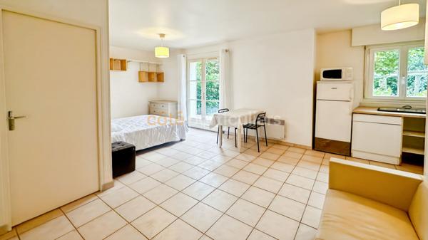 Vente Appartement29,8 m² - 1 Pièce - BRIE COMTE ROBERT (77170)